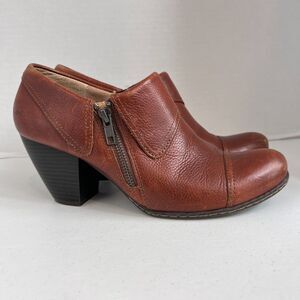 b.o.c. Born Concept Brown Leather Heeled Booties Ankle Boots Women's 9